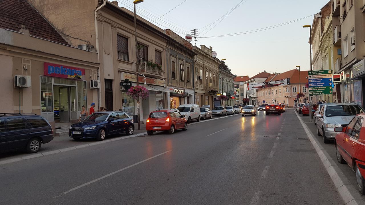 Apartmán Centar Lux Vrsac Exteriér fotografie