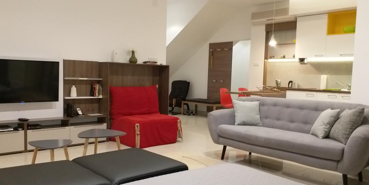 Apartmán Centar Lux Vrsac Exteriér fotografie