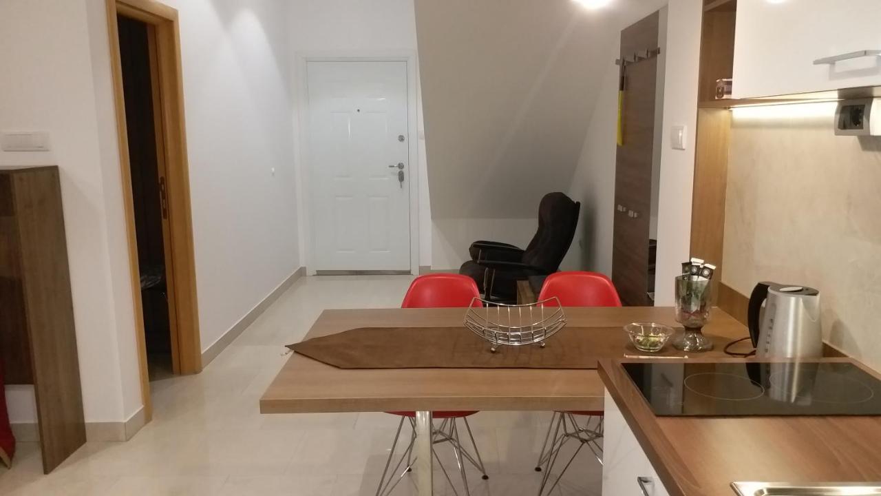Apartmán Centar Lux Vrsac Exteriér fotografie