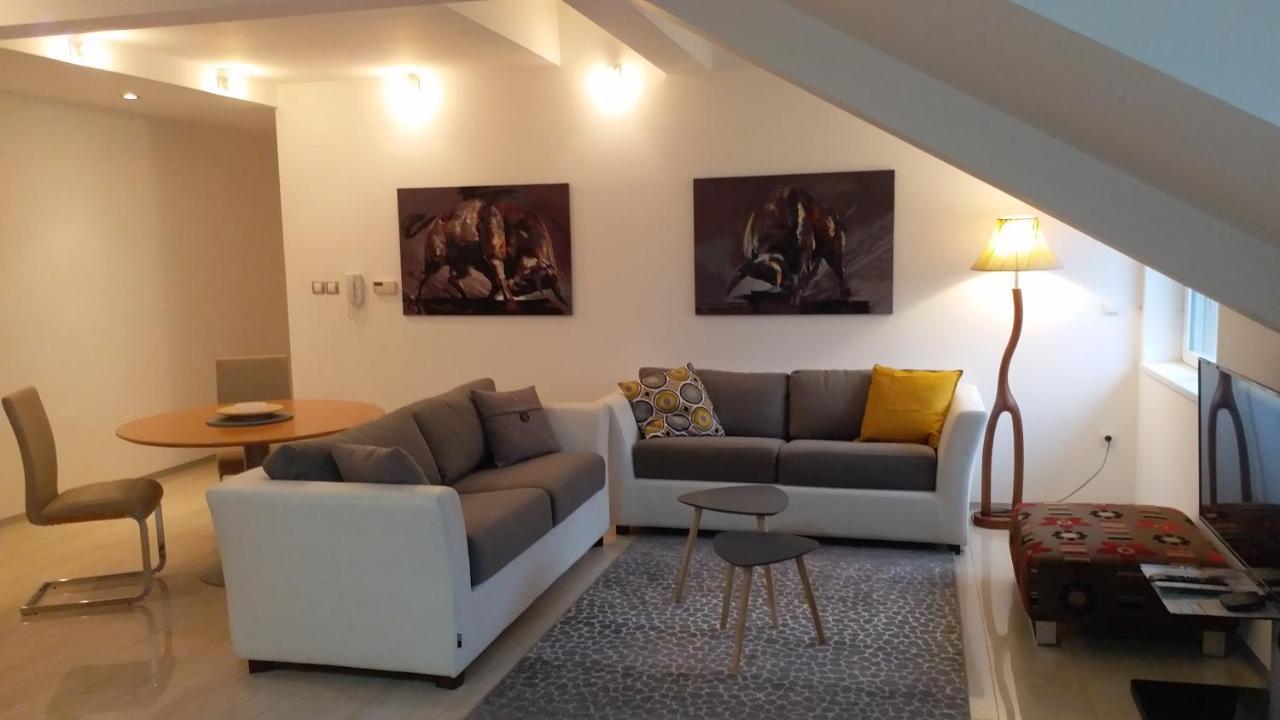 Apartmán Centar Lux Vrsac Exteriér fotografie